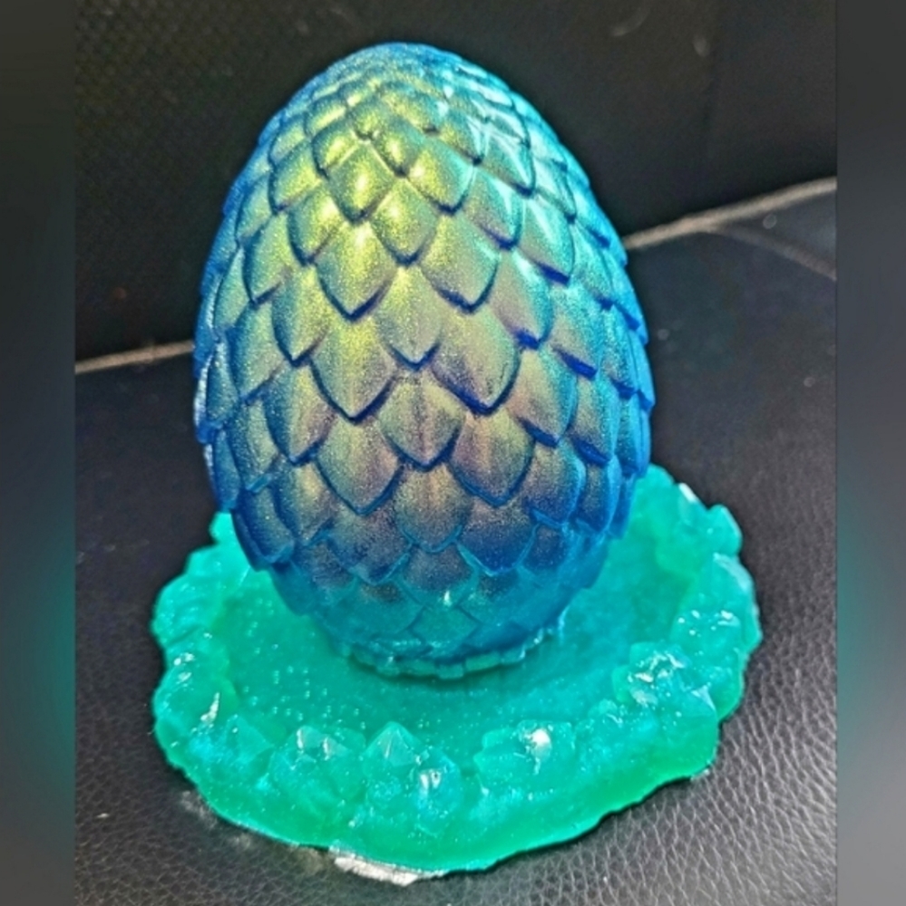 Handmade Resin Dragon Egg in nest - Picture 6 of 12